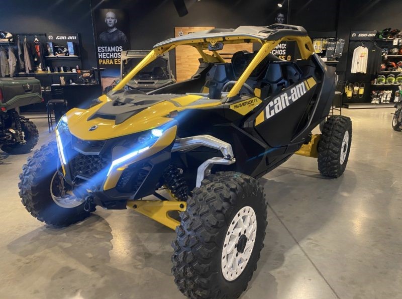 Can Am Maverick R Edicion 50 Aniversario