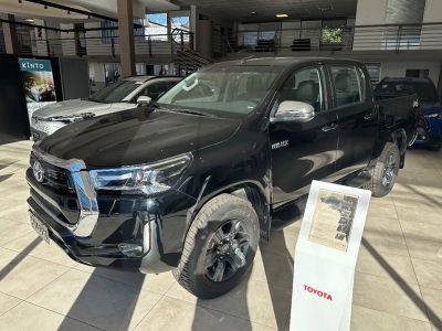 Toyota Hilux Srv 4x4